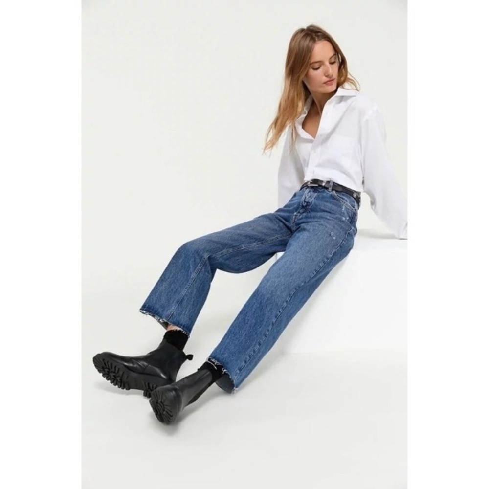 BDG Premium Wide Leg Raw Hem Jeans - W27